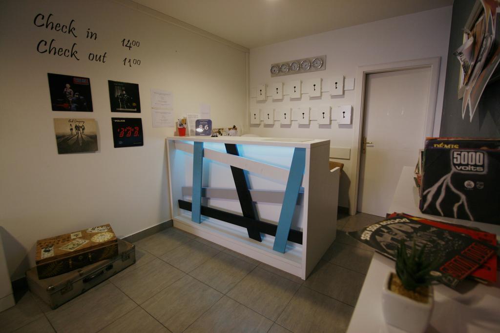 Pozitiv Hostel Zagreb Luaran gambar