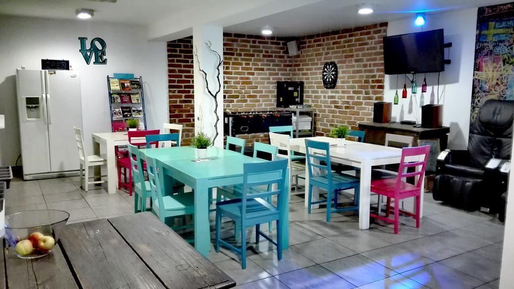 Pozitiv Hostel Zagreb Luaran gambar